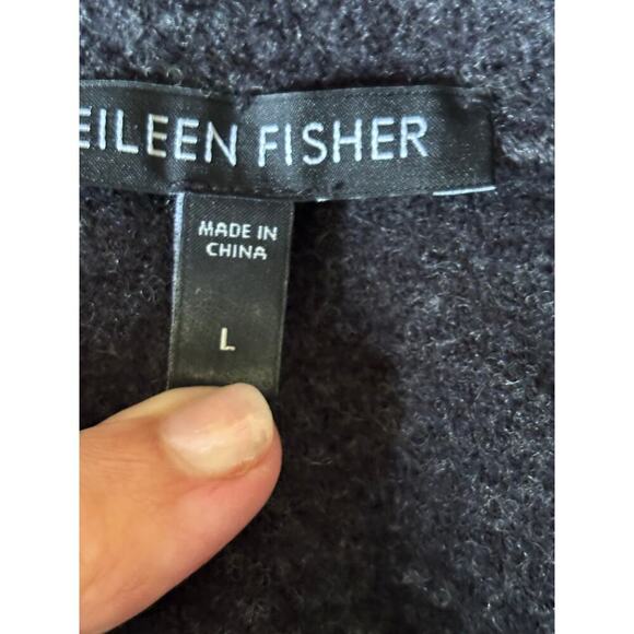 Eileen Fisher merino wool coat, black, minimalist, timeless, sustainable - Picture 5 of 6